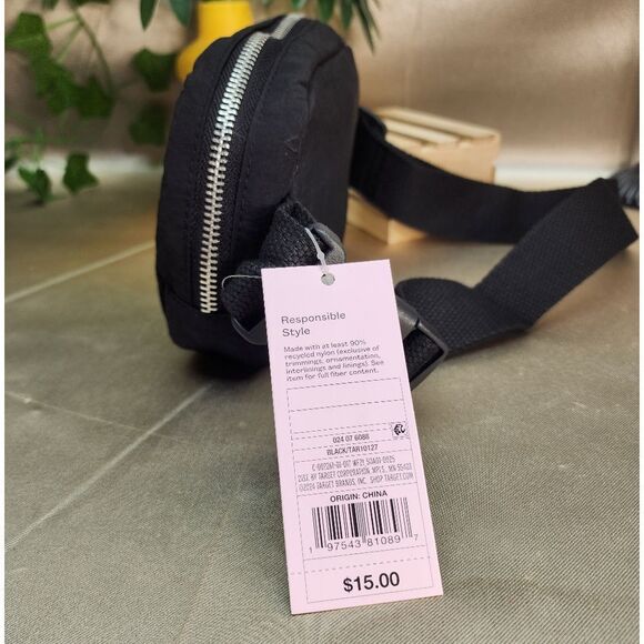 NWT Wild Fable Bum Bag / Fanny Pack - Picture 6 of 15